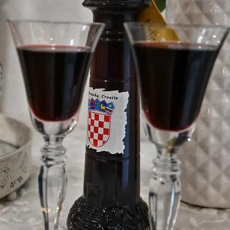 Petra Апартаменты *